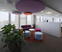 现代风格办公室隔断设计图片现代风格办公沙发图片效果图欣赏